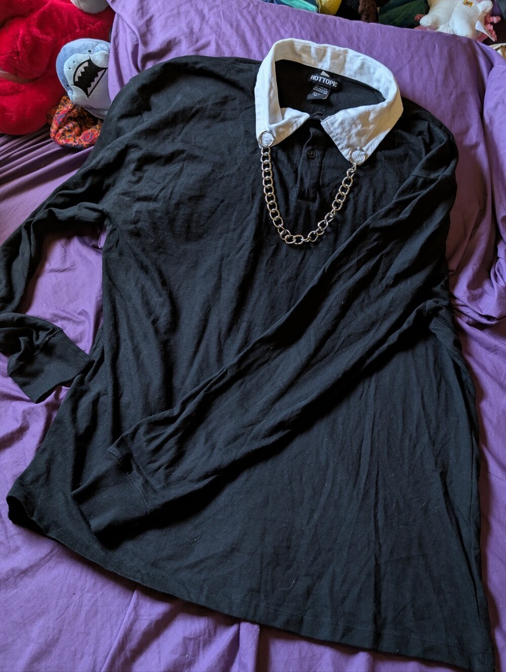 Hot Topic Black And White Chain Collar Longsleeve